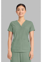 Quest Y-Neck Top